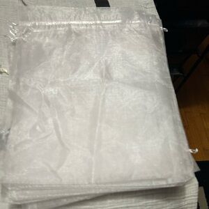 Bundle of organza bags